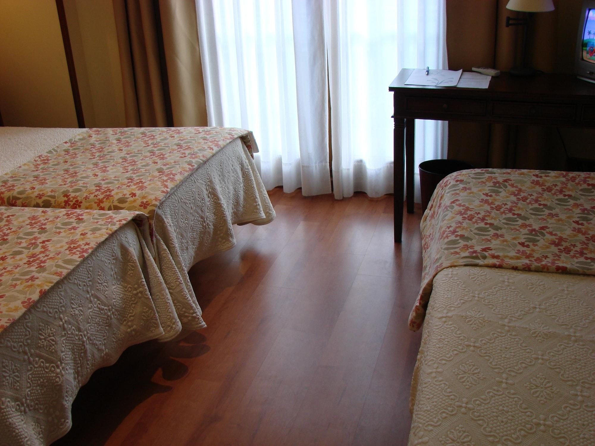 Hotel Bufon De Arenillas Vidiago Eksteriør bilde