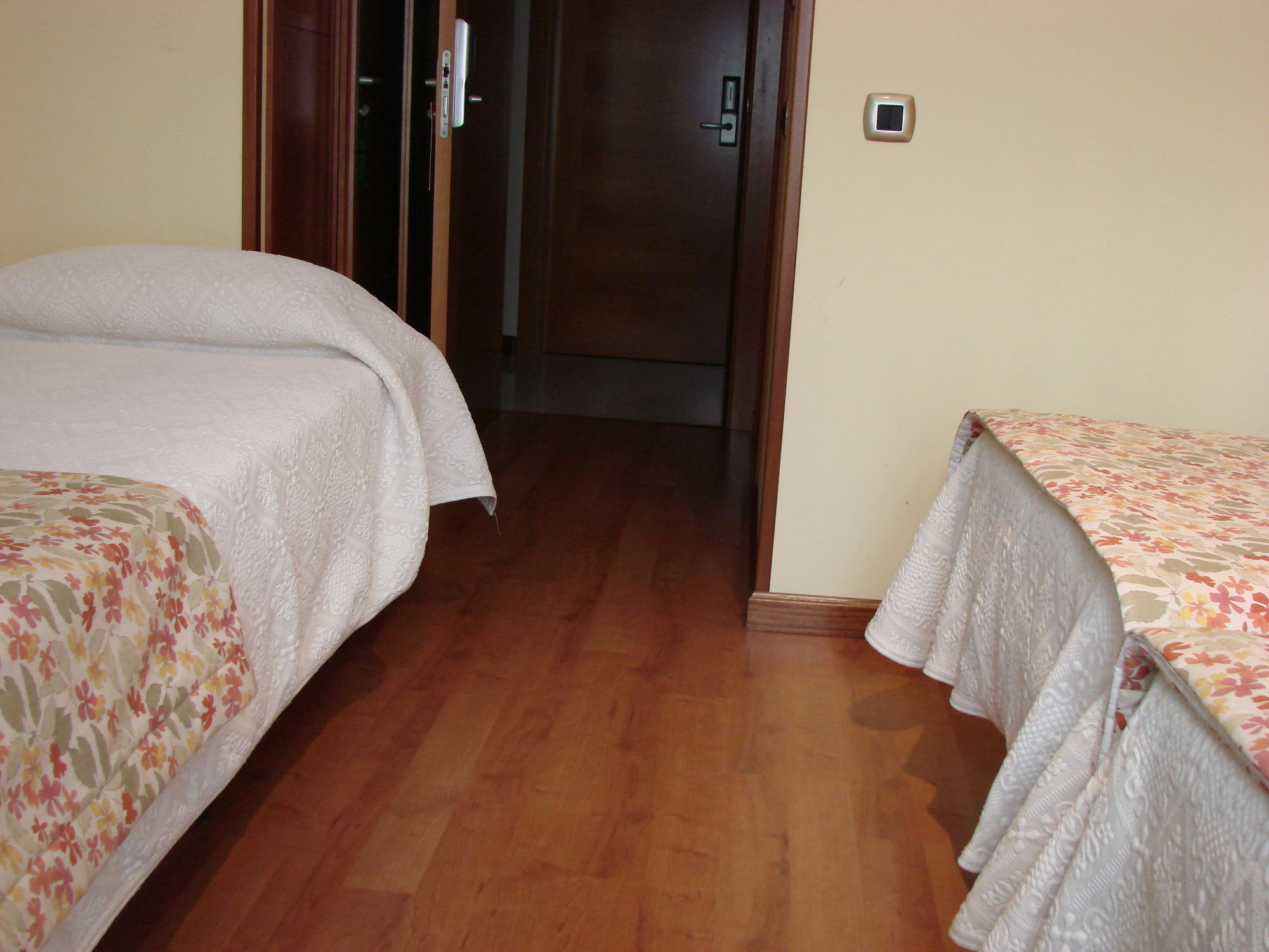 Hotel Bufon De Arenillas Vidiago Eksteriør bilde